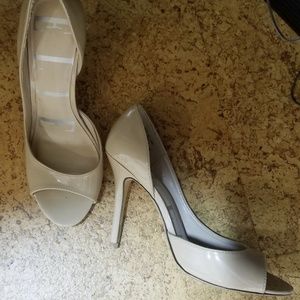 Elle Tan Pumps